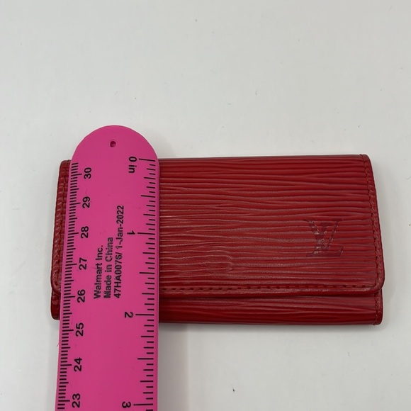 Louis Vuitton Epi Key Holder Case - Picture 3 of 15